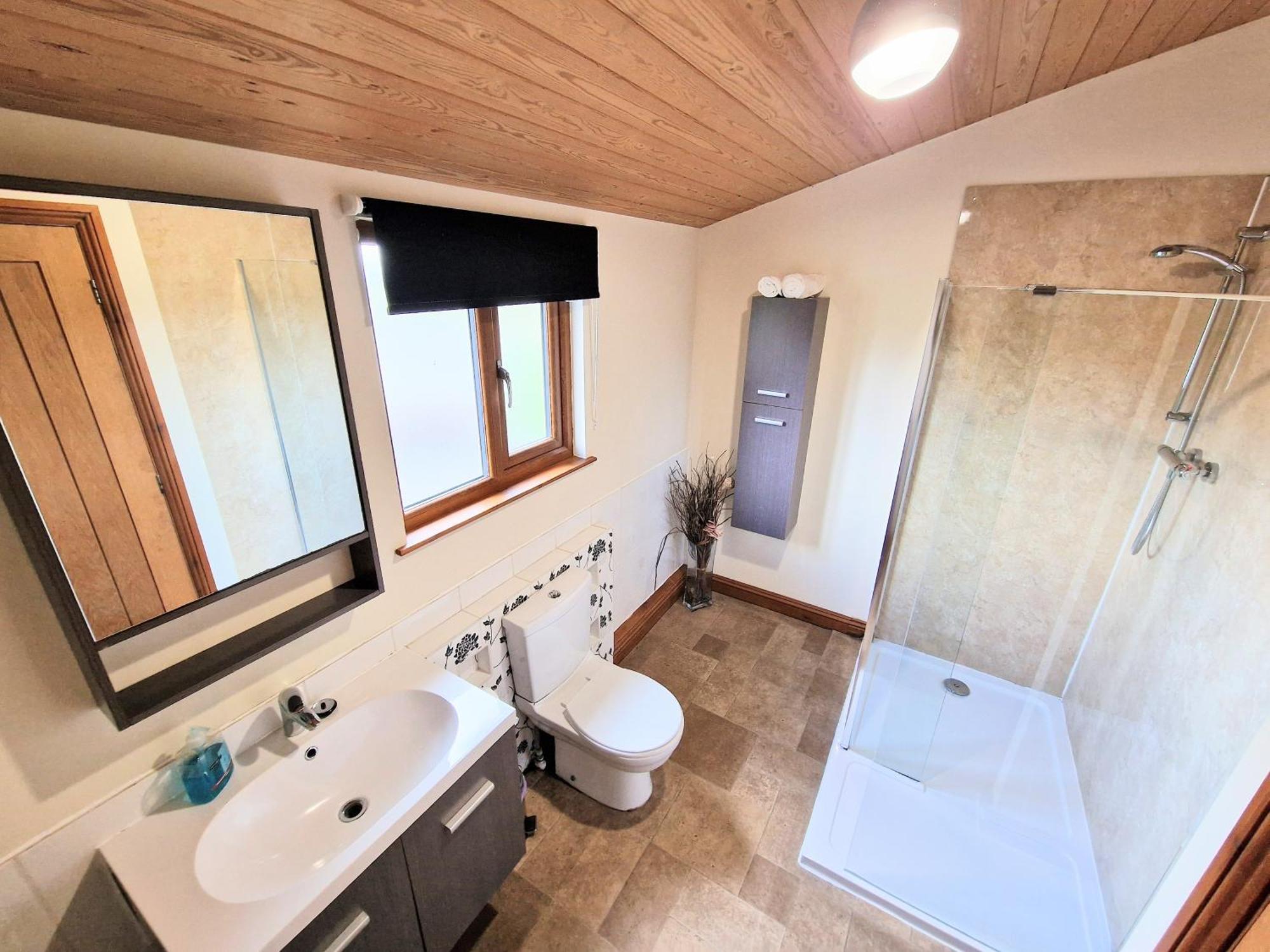 Ochil 8 With Private Hot Tub - Fife - Loch Leven - Lomond Hills Vila Kelty Exterior foto